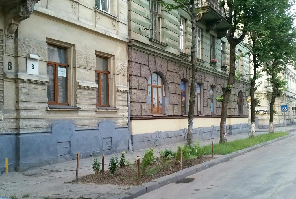 The Georgehouse Hostel Lemberg Exterior foto